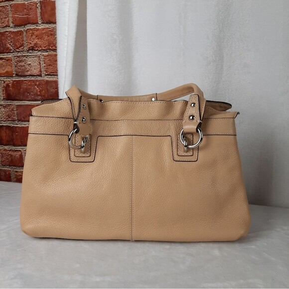 Coach Penelope Beige Pebbled Leather Shoulder Bag - Picture 4 of 13